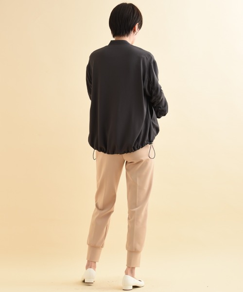 actuel（アクチュエル）の「【ＵＶ・吸水速乾】２ＷＡＹジョーゼット袖ドロストブルゾン（ブルゾン・レディース・チャコールグレー/オフホワイト/ライトグレー/ネイビー・FREE）」の19枚目の写真