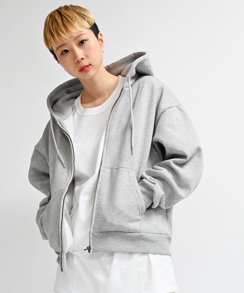 Alite cloth(アリーテクロス)の「バックメッセージプリントフルジップパーカー(パーカー・レディース・ブラック/オートミール/グレー/ブラウン/ネイビー・XL/M/2XL/L)」の7枚目の写真