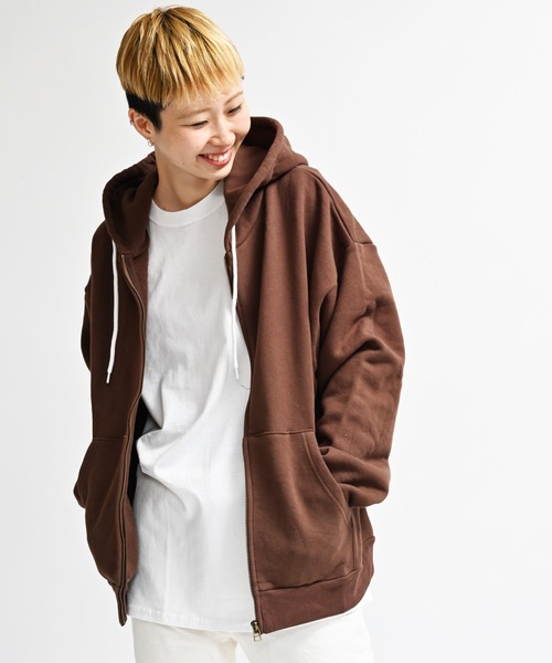 Alite cloth(アリーテクロス)の「バックメッセージプリントフルジップパーカー(パーカー・レディース・ブラック/オートミール/グレー/ブラウン/ネイビー・XL/M/2XL/L)」の14枚目の写真