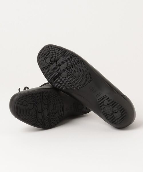 AcureZ（アキュアーズ）の「リボンバレエ「母趾にやさしいパンプス」（パンプス・レディース・ブラック系その他/ブラック/ベージュ/ブラック系その他2/レッド/ネイビー・23.5cm/21.5cm/22.0cm/25.0cm/22.5cm/23.0cm/24.5cm/24.0cm）」の8枚目の写真