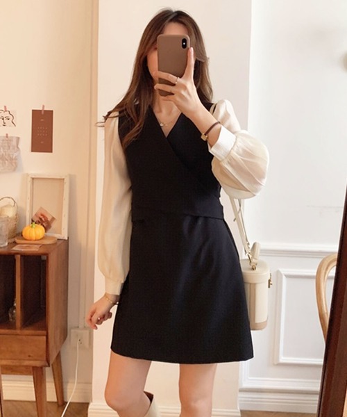 EPICKS（エピックス）の「きれいめVネック切り替えミニワンピース（ワンピース・レディース・ブラック/ベージュ・M/XL）」の2枚目の写真