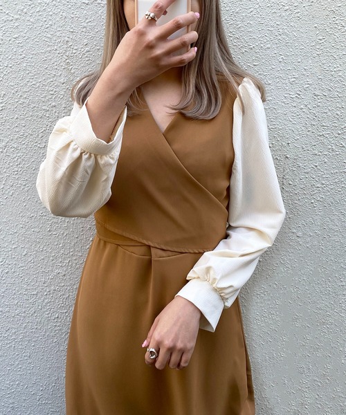 EPICKS（エピックス）の「きれいめVネック切り替えミニワンピース（ワンピース・レディース・ブラック/ベージュ・M/XL）」の7枚目の写真