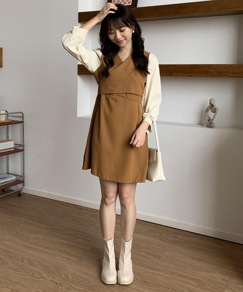 EPICKS（エピックス）の「きれいめVネック切り替えミニワンピース（ワンピース・レディース・ブラック/ベージュ・M/XL）」の16枚目の写真