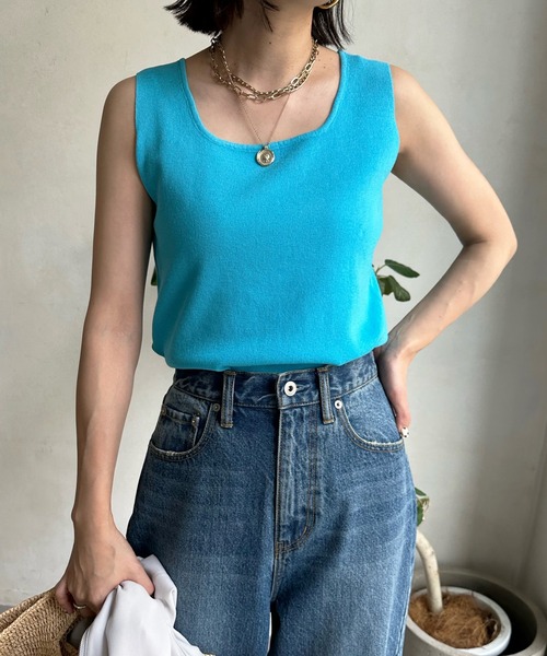 DouDou（ドゥドゥ）の「【一部WEB限定カラー】スクエアニットタンク（タンクトップ・レディース・ブラック/オフホワイト/グリーン/グレー/ブルー/パープル/チャコールグレー/ブラウン/ベージュ/アイボリー/ネイビー/ライトグレー/ピンク/ベージュ系その他/グリーン系その他/オレンジ/ブラウン系その他/ピンク系その他/ボルドー/ブルー系その他/サンドベージュ/ピンク系その他2/マスタード/ローズ/レモンイエロー/ダークグリーン/ベビーピンク/グレイッシュベージュ・FREE）」の18枚目の写真