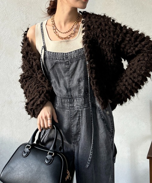 DouDou（ドゥドゥ）の「【一部WEB限定カラー】スクエアニットタンク（タンクトップ・レディース・ブラック/オフホワイト/グリーン/グレー/ブルー/パープル/チャコールグレー/ブラウン/ベージュ/アイボリー/ネイビー/ライトグレー/ピンク/ベージュ系その他/グリーン系その他/オレンジ/ブラウン系その他/ピンク系その他/ボルドー/ブルー系その他/サンドベージュ/ピンク系その他2/マスタード/ローズ/レモンイエロー/ダークグリーン/ベビーピンク/グレイッシュベージュ・FREE）」の3枚目の写真