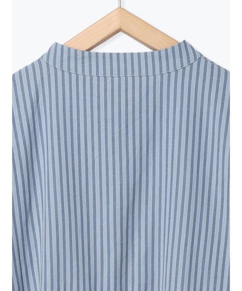 Samansa Mos2（サマンサ モスモス）の「柄アソートタック切替チュニック（シャツ/ブラウス・レディース・オフホワイト/ミント/ブルー/ベージュ/ブラック・ﾌﾘ-）」の11枚目の写真