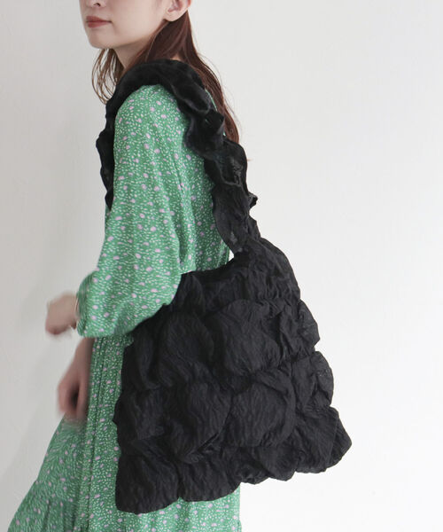 Casselini(キャセリーニ)の「【CASSELINI/キャセリーニ】シャーリングトートバッグ(トートバッグ・レディース・イエロー/ブラック・FREE)」の3枚目の写真