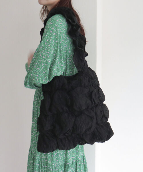 Casselini(キャセリーニ)の「【CASSELINI/キャセリーニ】シャーリングトートバッグ(トートバッグ・レディース・イエロー/ブラック・FREE)」の4枚目の写真