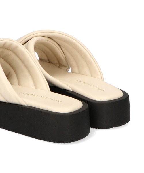 ORiental TRaffic(オリエンタルトラフィック)の「■パデットコンフォートサンダル/31229(サンダル・レディース・ブラック/ブルー/ホワイト・S/M/L/LL)」の16枚目の写真