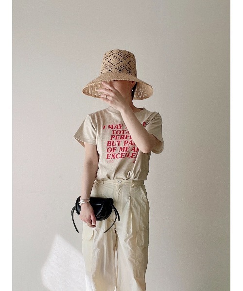 Yucca(ユッカ)の「I MAY NOT プリントTシャツ(MEKKE 低身長向け)(Tシャツ/カットソー・レディース・ネイビー/レッド/オートミール・FREE)」の4枚目の写真