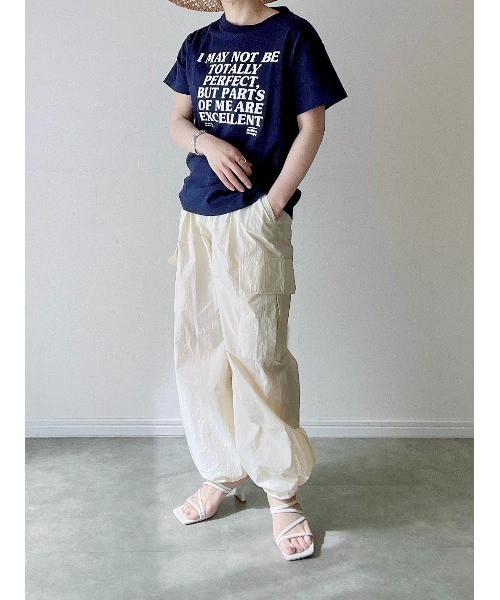 Yucca(ユッカ)の「I MAY NOT プリントTシャツ(MEKKE 低身長向け)(Tシャツ/カットソー・レディース・ネイビー/レッド/オートミール・FREE)」の10枚目の写真