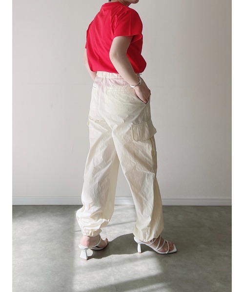 Yucca(ユッカ)の「I MAY NOT プリントTシャツ(MEKKE 低身長向け)(Tシャツ/カットソー・レディース・ネイビー/レッド/オートミール・FREE)」の11枚目の写真