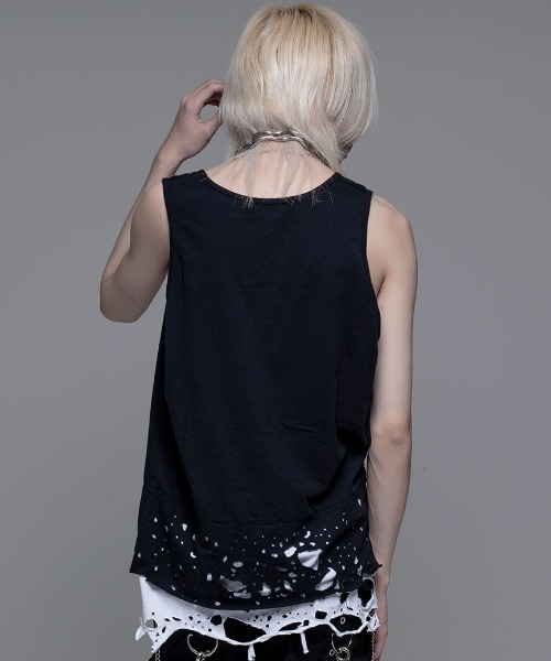 CIVARIZE（シヴァーライズ）の「『CIVARIZE/シヴァーライズ』フェイクレイヤードタンクトップ（タンクトップ・メンズ・ブラック×レッド/ブラック/ブラック×ホワイト/A・FREE）」の7枚目の写真