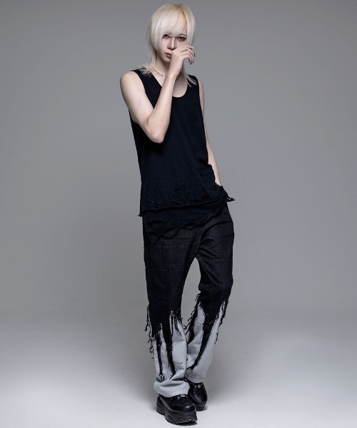 CIVARIZE（シヴァーライズ）の「『CIVARIZE/シヴァーライズ』フェイクレイヤードタンクトップ（タンクトップ・メンズ・ブラック×レッド/ブラック/ブラック×ホワイト/A・FREE）」の18枚目の写真