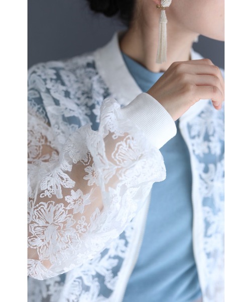 cawaii(カワイイ)の「満開の白花刺繍ベールブルゾン(ブルゾン・レディース・ホワイト・FREE)」の19枚目の写真
