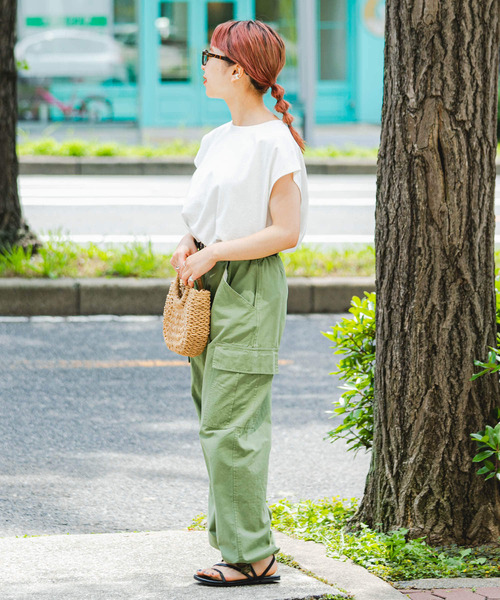 ITEMS URBANRESEARCH（アイテムズ アーバンリサーチ）の「『UR TECH』クルーネックノースリーブTシャツ（Tシャツ/カットソー・レディース・ホワイト/レッド/ブラック/ブルー系その他・FREE）」の20枚目の写真