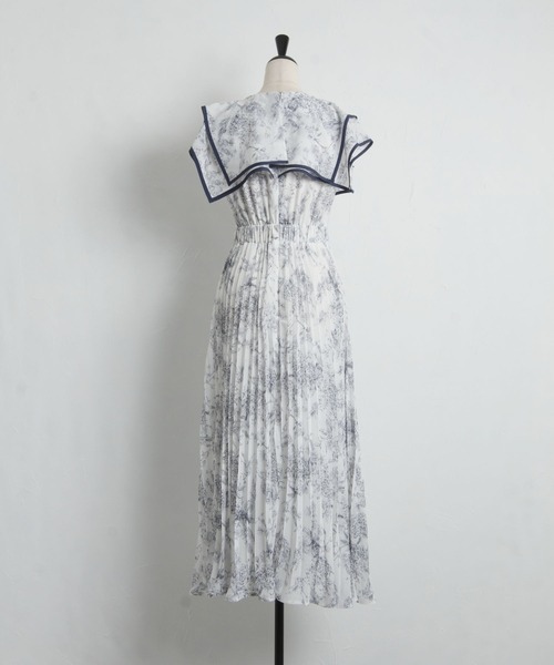 tocco closet（トッコ クローゼット）の「ビックカラーフラワー  