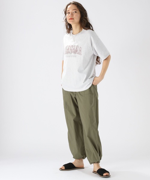 niko and...（ニコアンド）の「リバーシブルロゴワイドTシャツ（Tシャツ/カットソー・レディース・ベージュ/ブルー/ナチュラル/ホワイト/チャコール/グリーン/イエロー/スモーク・LARGE/MEDIUM）」の22枚目の写真