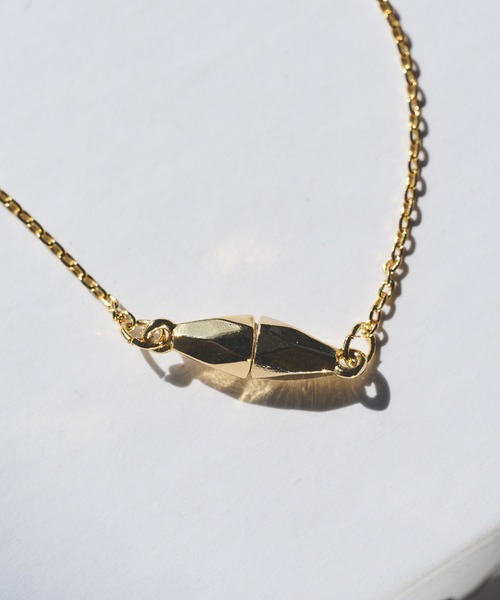 un dix cors（アンディコール）の「変形バーメタルネックレス（ネックレス・レディース・ゴールド・FREE）」の6枚目の写真