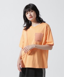 Tシャツ/カットソー（オレンジ/橙色系・Vネック）ファッション