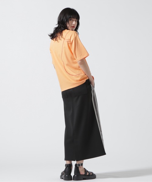 AVIREX（アヴィレックス）の「SWITCHING POCKET T-SHIRT/ スイッチングポケットTシャツ（Tシャツ/カットソー・レディース・ホワイト系2/オレンジ/ライトグリーン・S/M）」の20枚目の写真