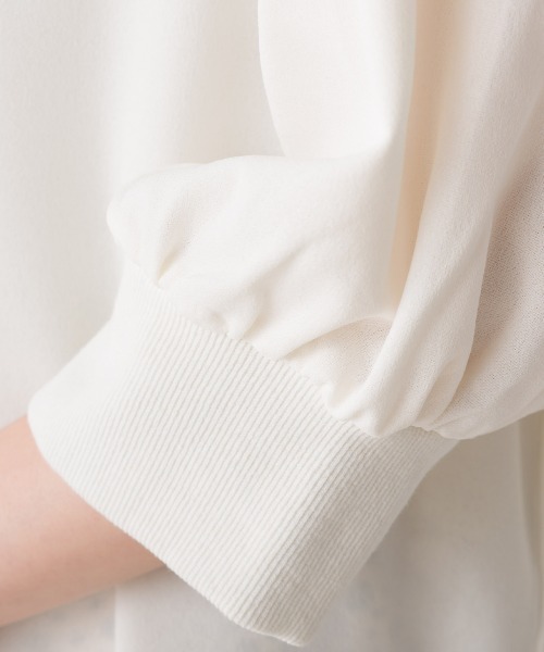 OMNES（オムネス）の「梨地バックヘンリーネックプルオーバー6分袖（Tシャツ/カットソー・レディース・ブラック/アイボリー/グリーン/ラベンダー・FREE）」の11枚目の写真