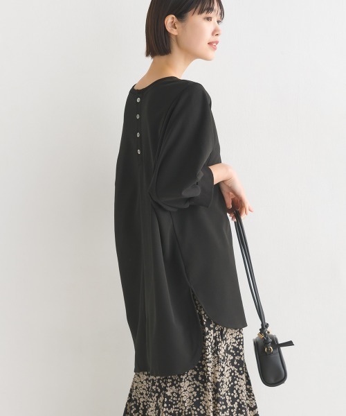 OMNES（オムネス）の「梨地バックヘンリーネックプルオーバー6分袖（Tシャツ/カットソー・レディース・ブラック/アイボリー/グリーン/ラベンダー・FREE）」の17枚目の写真