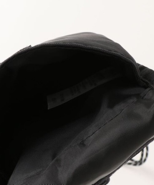 THRASHER(スラッシャー)の「【THRASHER】Smart Phone Pouch(ST)(ショルダーバッグ・メンズ・ブラック系その他/ブラック×ピンク/ベージュ×ブラック/ブラック×ホワイト・FREE)」の7枚目の写真