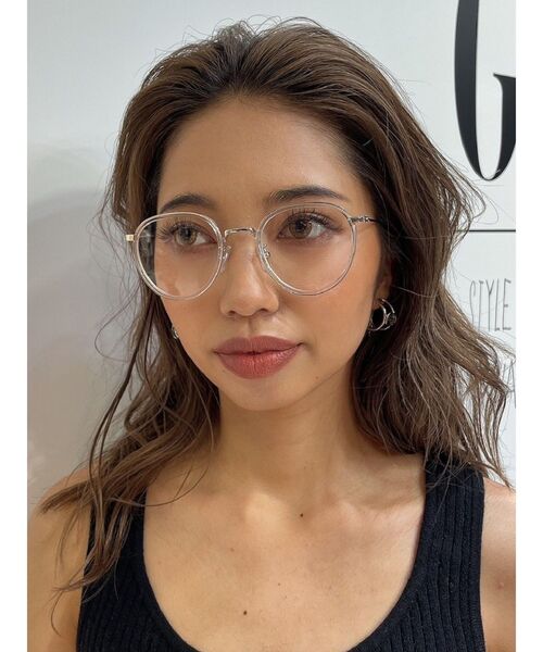 GYDA（ジェイダ）の「クリアフレームラウンドサングラス（サングラス・レディース・クリア/グレー・FREE）」の4枚目の写真