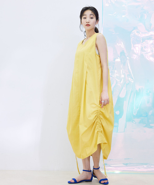 Jayro（ジャイロ）の「脇シャーリングノースリワンピース（ワンピース・レディース・ブラック/ブルー/イエロー・M）」の11枚目の写真