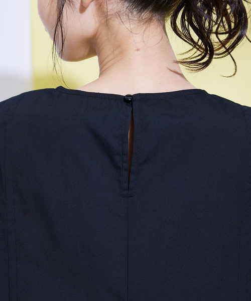 Jayro（ジャイロ）の「脇シャーリングノースリワンピース（ワンピース・レディース・ブラック/ブルー/イエロー・M）」の10枚目の写真