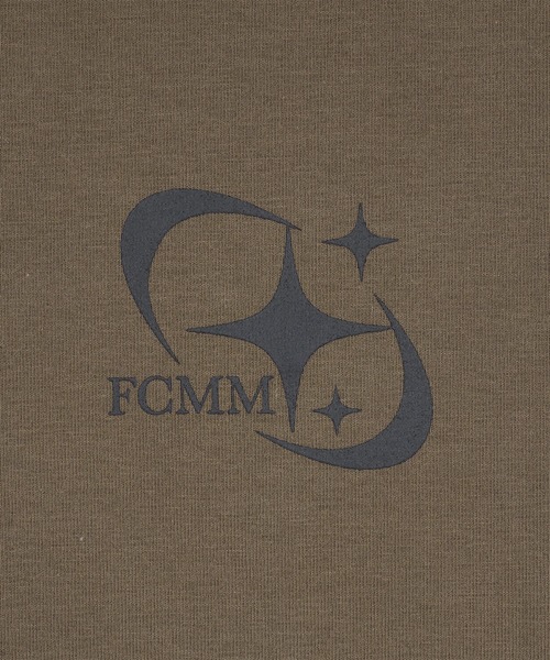 FCMM(エフシーエムエム)の「【日本限定アイテム】COSMIC LOGO CROP L/S TEE/コズミックロゴクロップロングスリーブT(Tシャツ/カットソー・レディース・オリーブ/チャコール/グレー・MEDIUM/SMALL)」の16枚目の写真