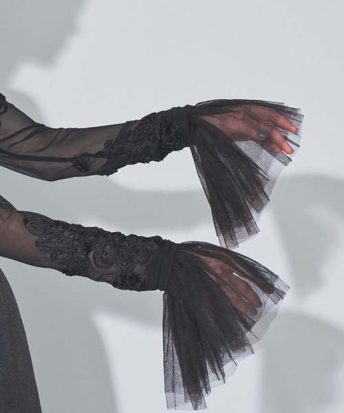 yae(ヤエ)の「Tulle cuffs/チュールカフス(アームカバー・レディース・ブラック/フューシャピンク/ライトブルー/ホワイト/オレンジ/レッド・FREE)」の19枚目の写真