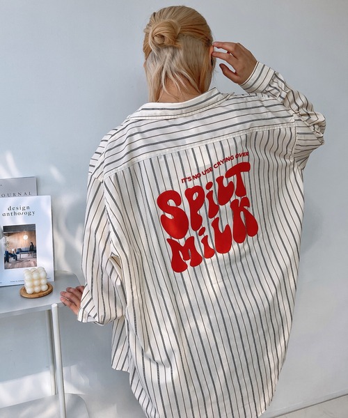 AS KNOW AS plus（アズノゥアズプラス）の「☆バックロゴプリントビッグシャツ（シャツ/ブラウス・レディース・ブルー系/ブラック系/アイボリー系/ベージュ系/グリーン系1/ブルー系1/ピンク系1/アイボリー系1/ブルー系2/ホワイト系2/グリーン系2・FREE）」の5枚目の写真