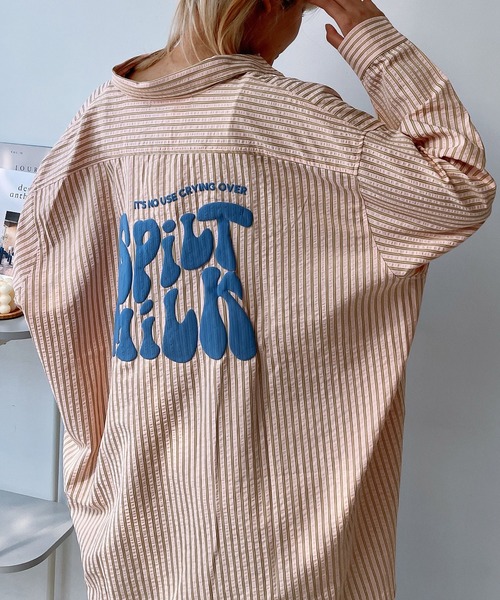 AS KNOW AS plus（アズノゥアズプラス）の「☆バックロゴプリントビッグシャツ（シャツ/ブラウス・レディース・ブルー系/ブラック系/アイボリー系/ベージュ系/グリーン系1/ブルー系1/ピンク系1/アイボリー系1/ブルー系2/ホワイト系2/グリーン系2・FREE）」の11枚目の写真