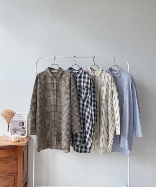 AS KNOW AS plus（アズノゥアズプラス）の「☆バックロゴプリントビッグシャツ（シャツ/ブラウス・レディース・ブルー系/ブラック系/アイボリー系/ベージュ系/グリーン系1/ブルー系1/ピンク系1/アイボリー系1/ブルー系2/ホワイト系2/グリーン系2・FREE）」の22枚目の写真