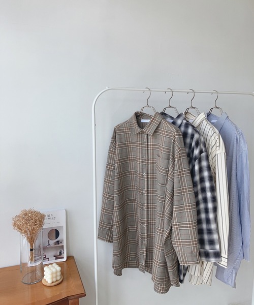 AS KNOW AS plus（アズノゥアズプラス）の「☆バックロゴプリントビッグシャツ（シャツ/ブラウス・レディース・ブルー系/ブラック系/アイボリー系/ベージュ系/グリーン系1/ブルー系1/ピンク系1/アイボリー系1/ブルー系2/ホワイト系2/グリーン系2・FREE）」の14枚目の写真