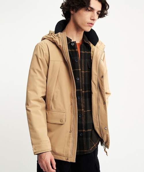 AIGLE（エーグル）の「DUPONT SORONA中綿 保温 透湿インサレーション