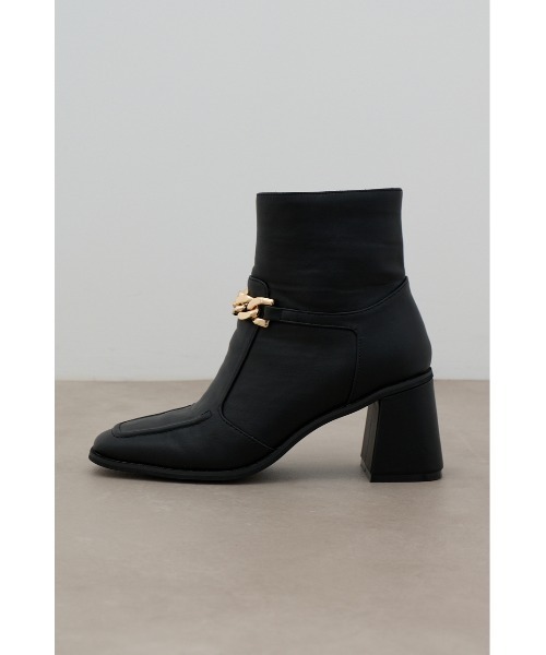 AZUL by moussy（アズールバイマウジー）の「メタルチェーンショートブーツ（ブーツ・レディース・ブラック・SMALL/MEDIUM/LARGE）」の5枚目の写真
