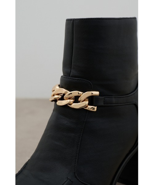 AZUL by moussy（アズールバイマウジー）の「メタルチェーンショートブーツ（ブーツ・レディース・ブラック・SMALL/MEDIUM/LARGE）」の9枚目の写真