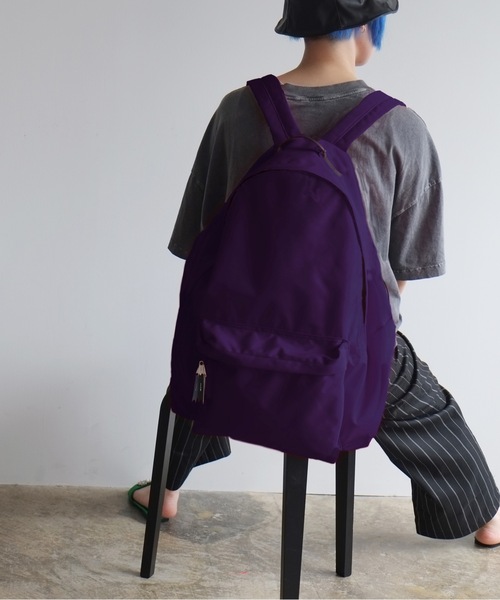 COMMON WARE（コモンウェアー）の「EM:cheek big daypack チーク　ビッグデイバッグ（バックパック/リュック・レディース・ブルー/ブラック/イエロー/ピンク/パープル・FREE）」の4枚目の写真