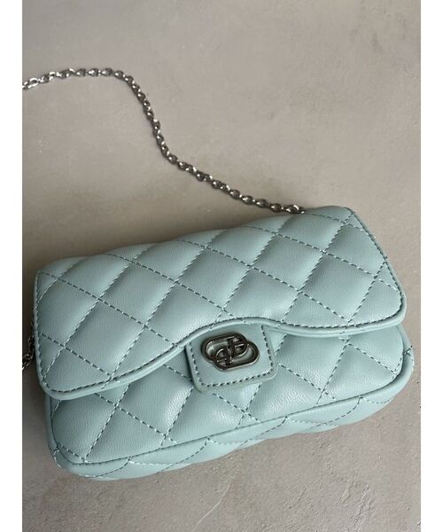 EMODA（エモダ）の「キルティングフォンケース（スマホケース/カバー・レディース・イエロー/ブラック/ミント/シルバー・FREE）」の5枚目の写真