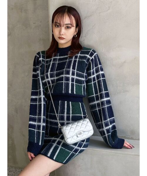 EMODA（エモダ）の「キルティングフォンケース（スマホケース/カバー・レディース・イエロー/ブラック/ミント/シルバー・FREE）」の16枚目の写真