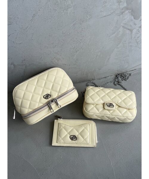 EMODA（エモダ）の「キルティングフォンケース（スマホケース/カバー・レディース・イエロー/ブラック/ミント/シルバー・FREE）」の22枚目の写真