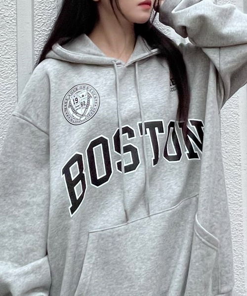 Figments（フィグメンツ）の「スポーツロゴパーカー（パーカー・レディース・ブラック/グレー・FREE）」の3枚目の写真