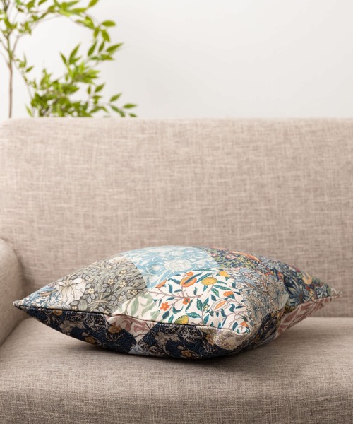 Jubilee（ジュビリー）の「動物とウィリアムモリス柄  両面デザイン リネン素材 Jubilee クッションカバー（クッション/クッションカバー・レディース・その他1/その他4/その他9/その他6/その他7/その他5/その他2/その他10/その他3/その他8/その他16/その他17/その他12/その他13/その他14/その他15/その他18/その他11・45cm）」の21枚目の写真