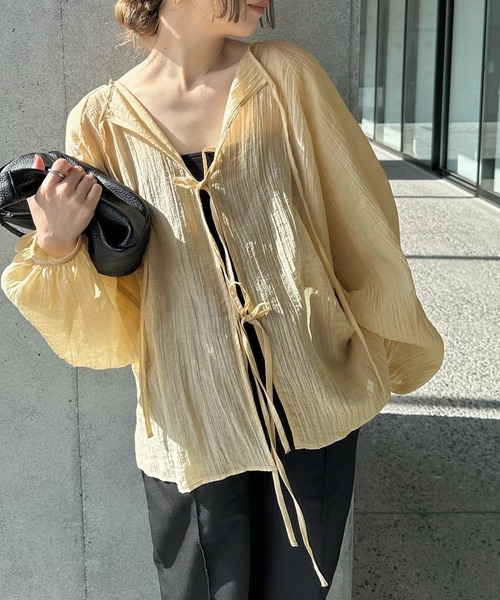 select MOCA by son(セレクトモカバイソン)の「2WAYボリュームオーバーブラウス(シャツ/ブラウス・レディース・オフホワイト/ブラック/ベージュ/ブラウン/グレー・FREE/SMALL)」の7枚目の写真