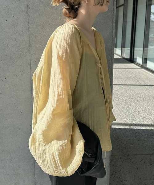 select MOCA by son(セレクトモカバイソン)の「2WAYボリュームオーバーブラウス(シャツ/ブラウス・レディース・オフホワイト/ブラック/ベージュ/ブラウン/グレー・FREE/SMALL)」の9枚目の写真