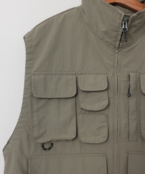 ANME(アンメ)の「接触冷感/UVカット(UPF50+)/撥水加工ダブルジップナイロンベスト(ベスト・レディース・ライトカーキ/ブラック/グレー/ネイビー・M/L)」の16枚目の写真