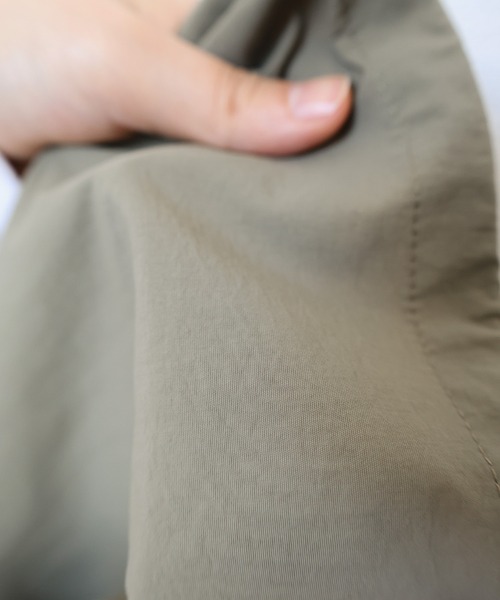 ANME(アンメ)の「接触冷感/UVカット(UPF50+)/撥水加工ダブルジップナイロンベスト(ベスト・レディース・ライトカーキ/ブラック/グレー/ネイビー・M/L)」の21枚目の写真